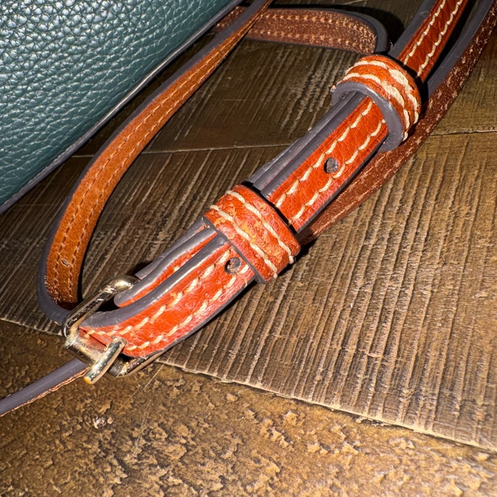 Dooney & Bourke Pebbled Leather Crossbody Green British Tan Trim - Picture 5 of 11